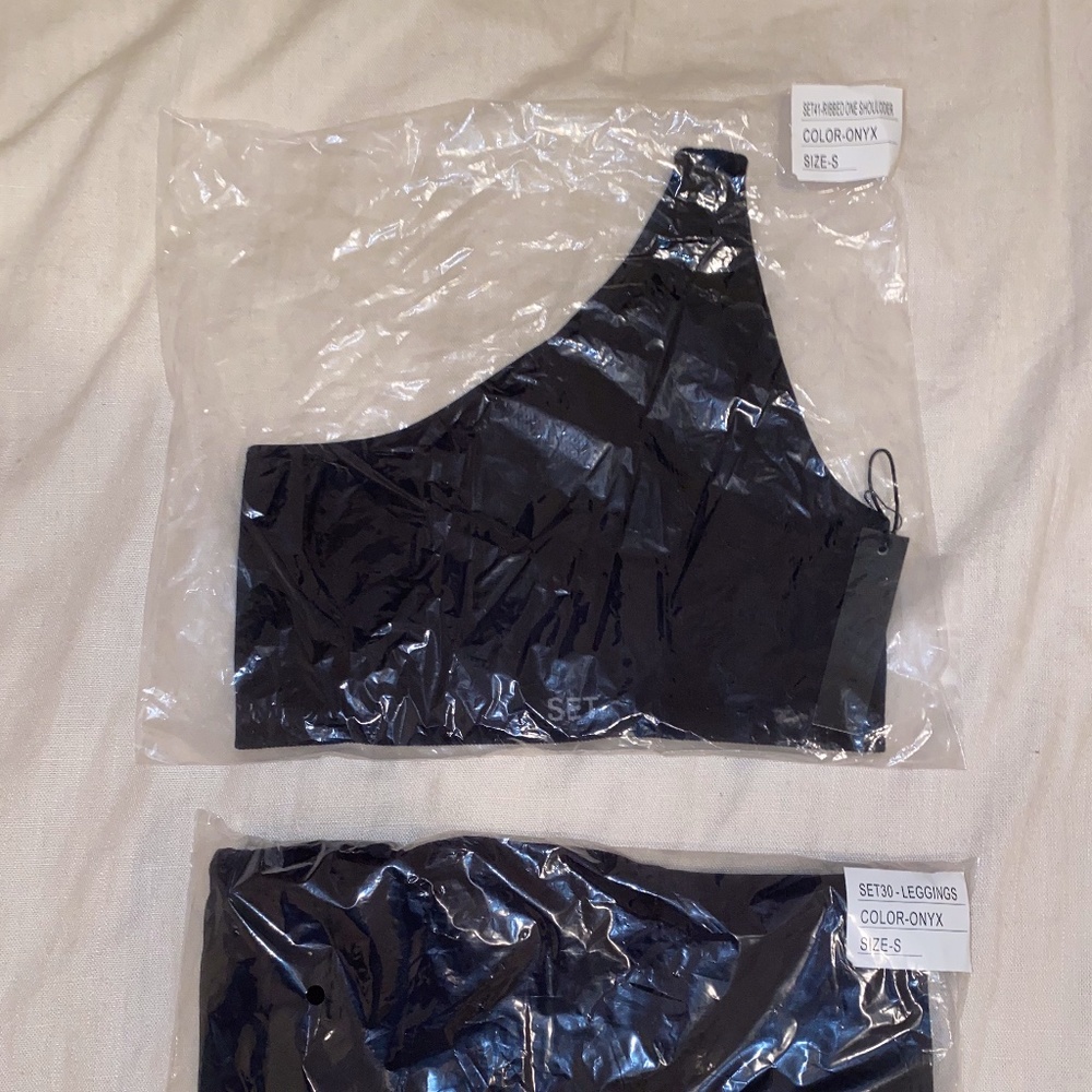 SET Active Sculptflex Ribbed Set